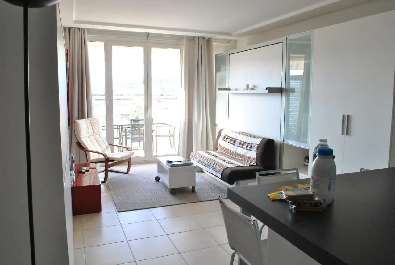 Le Dauphin Studio 1182 Apartment Cannes France
