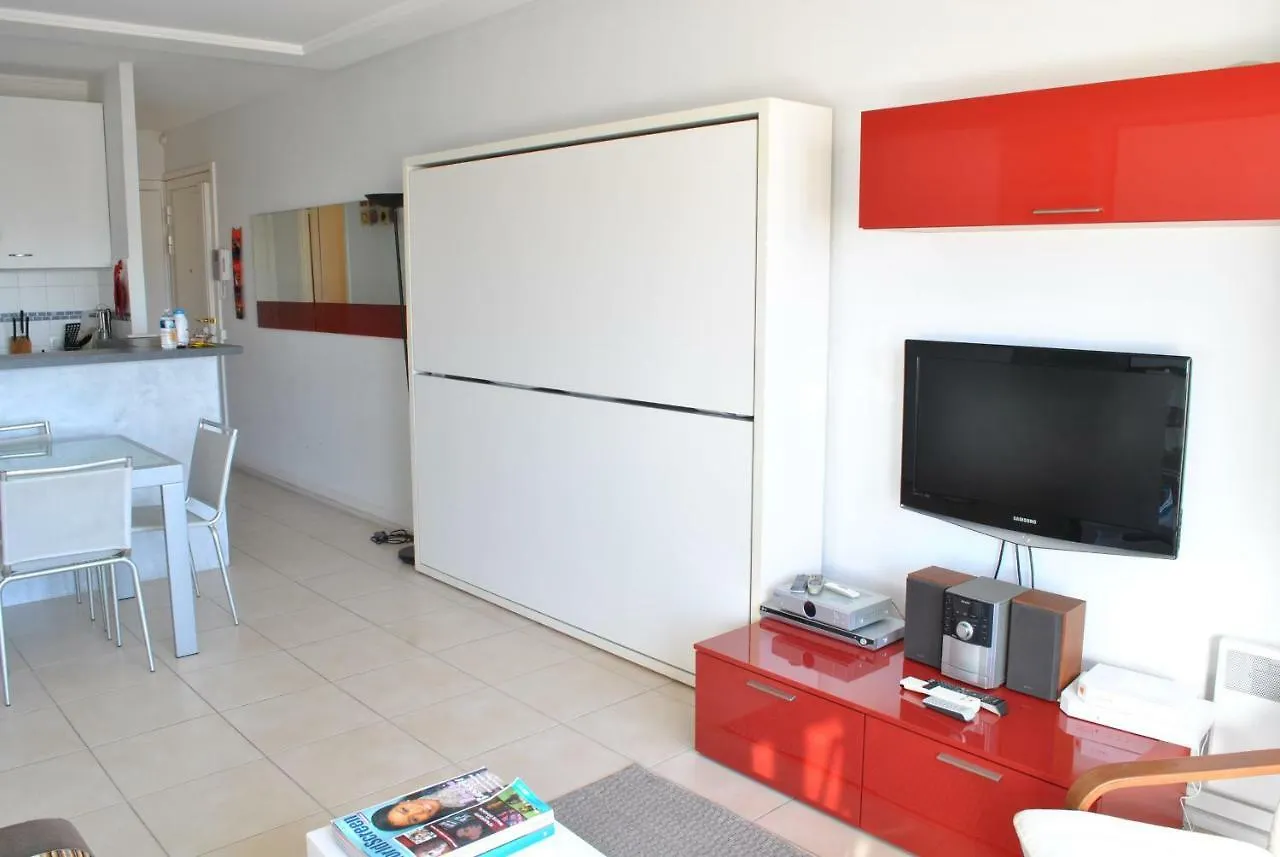 Le Dauphin Studio 1182 Apartment Cannes France